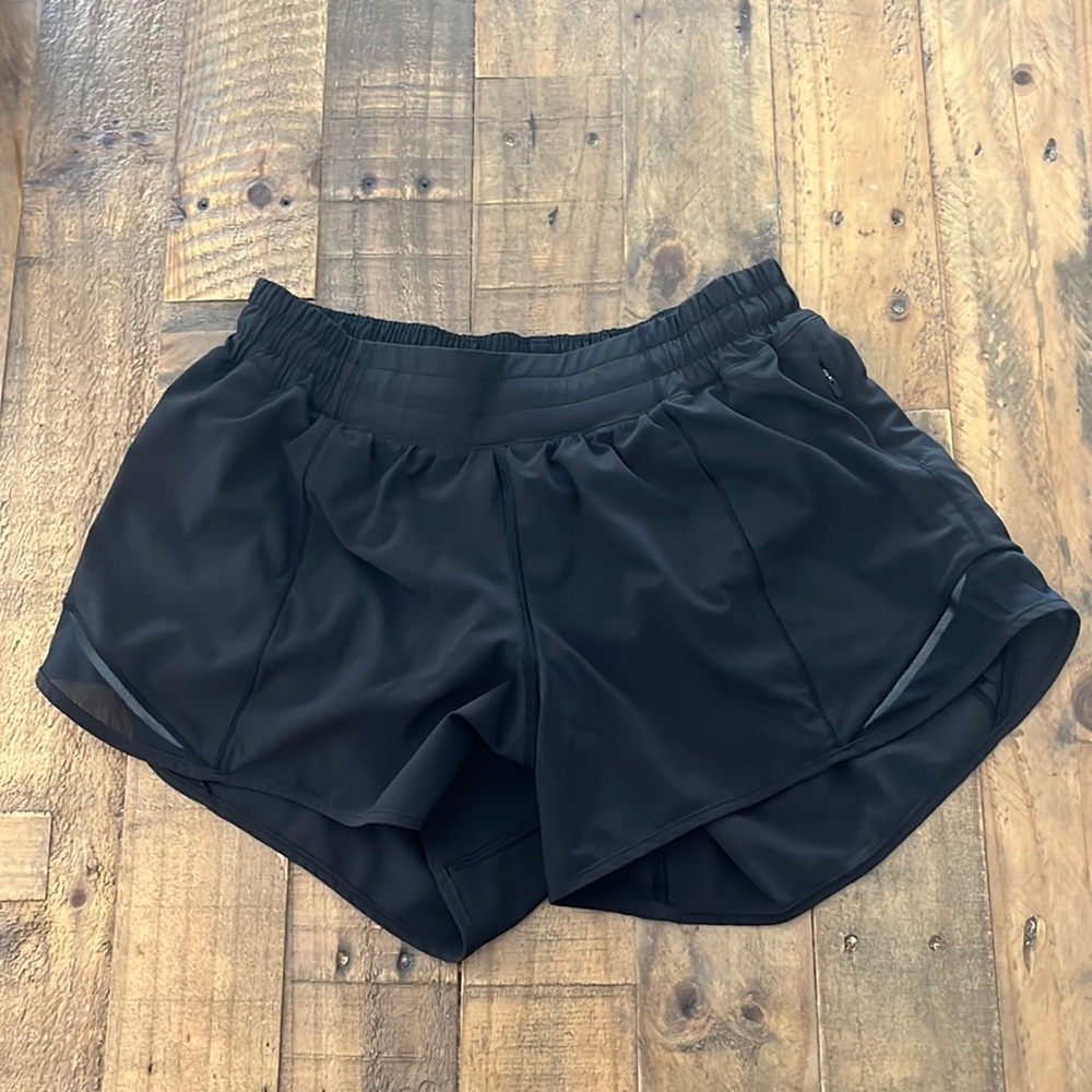 Lululemon 4 Inch Shorts Black Size 8